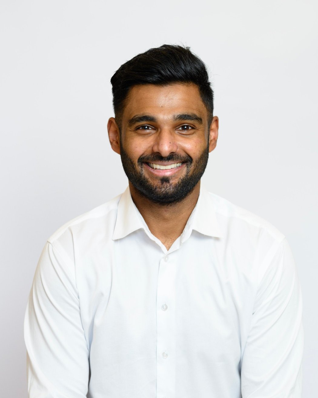 Dr. Dharshan Sriranjan